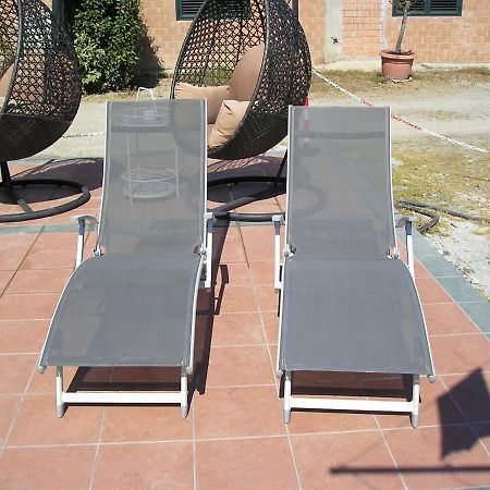 Intero Appartamento Con Giardino E Colazione Dario Parma Exterior photo